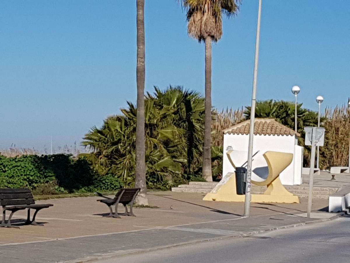 Apartamento Santa Barbara コニル・デ・ラ・フロンテラ エクステリア 写真